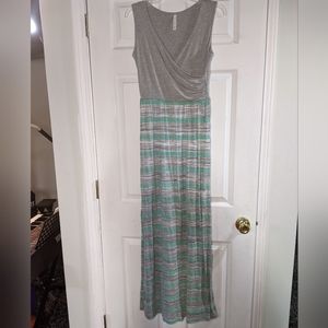 Gilli Gray and teal striped knit dress size small